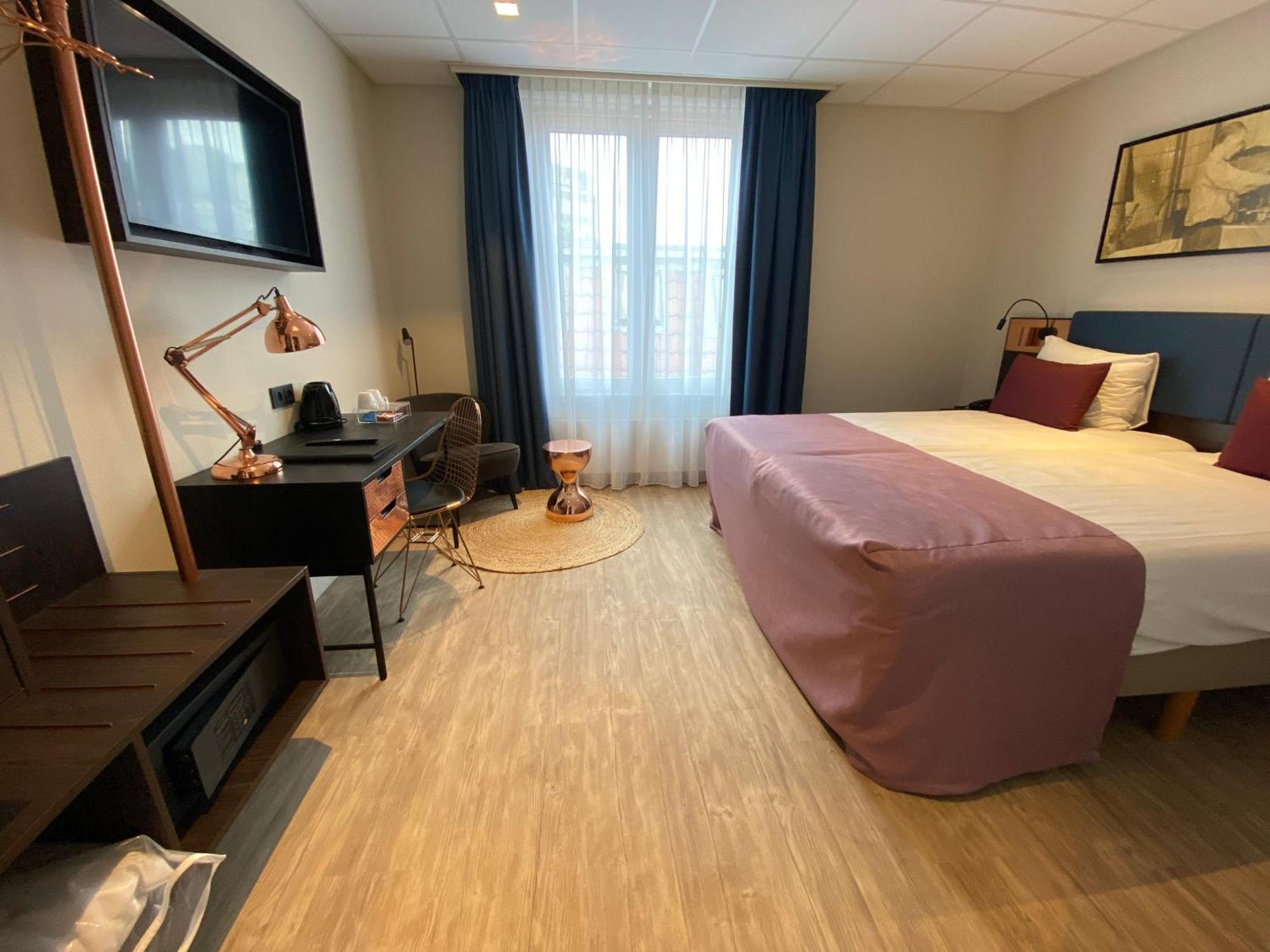 Quarto Twin