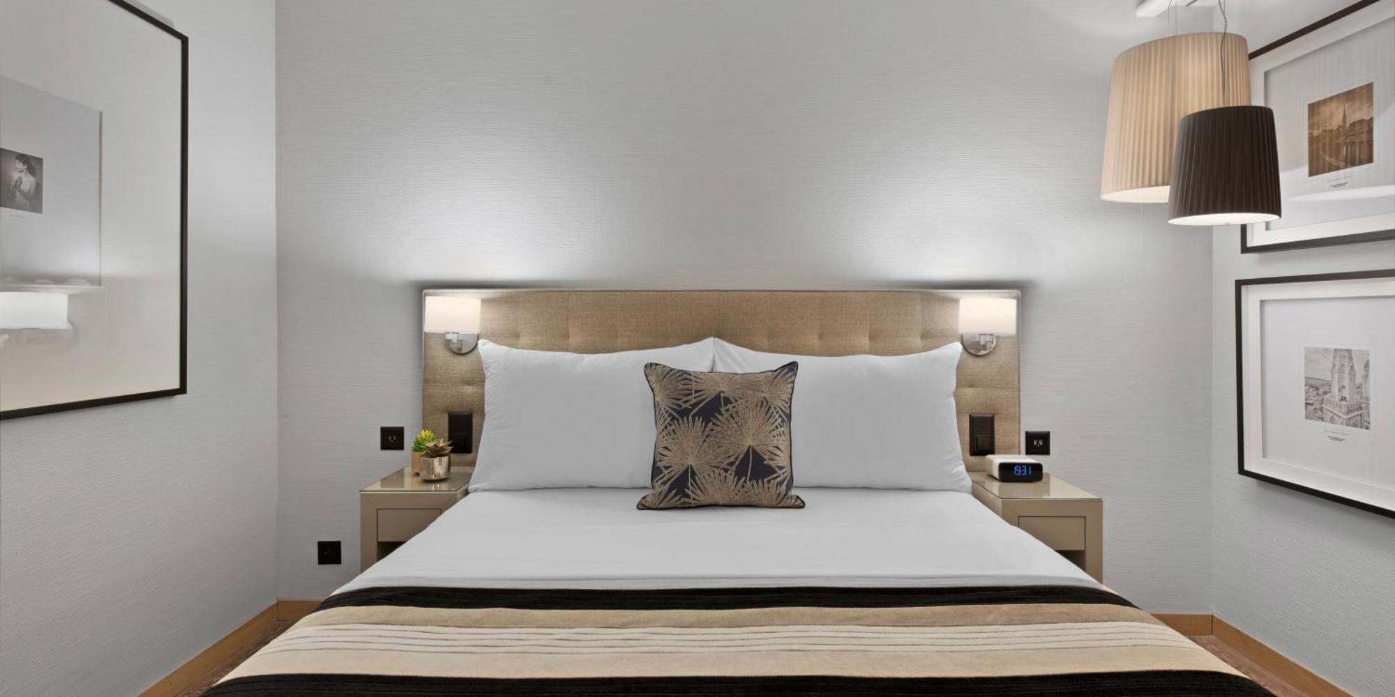 Quarto Duplo