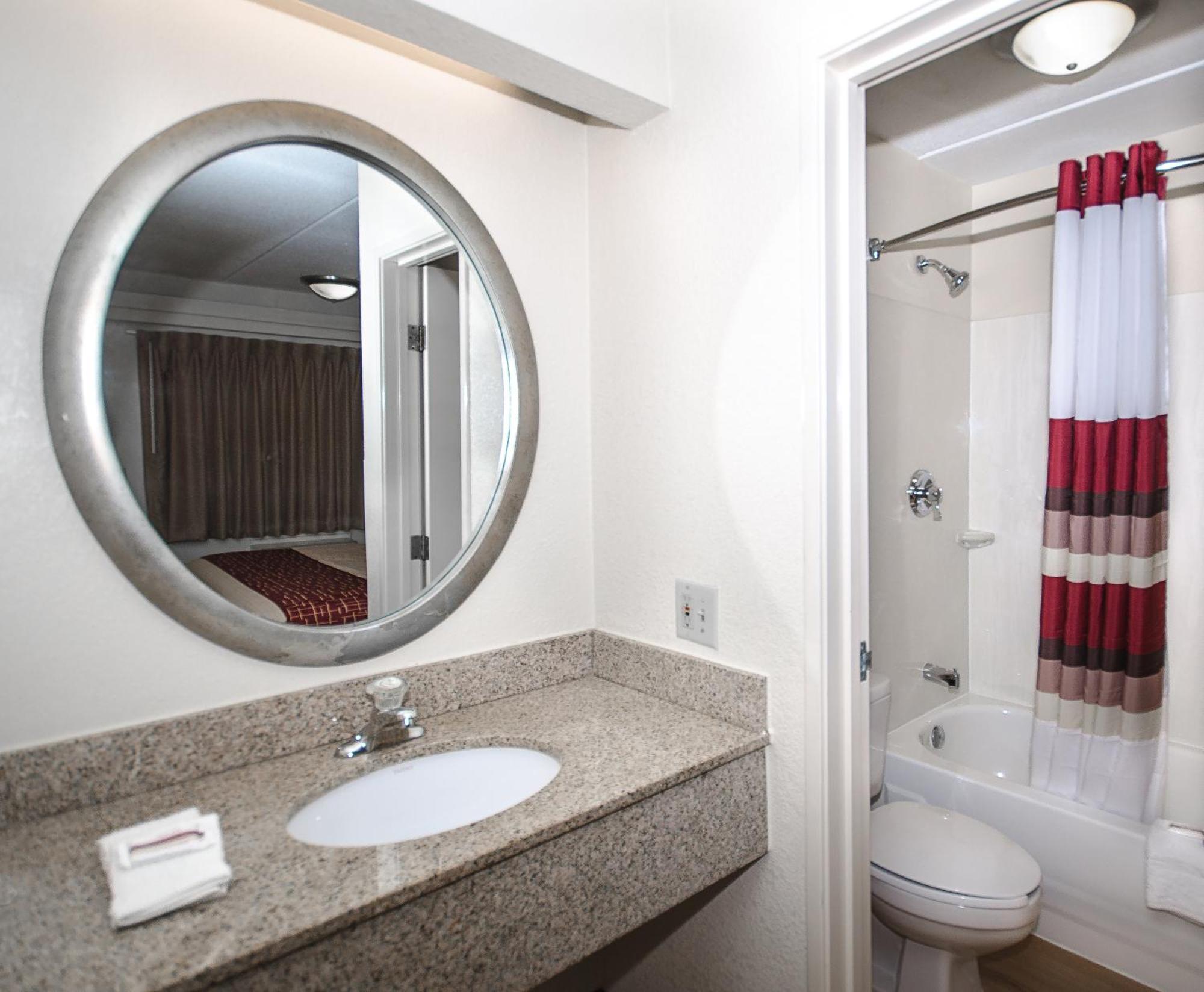 Deluxe King Room Smoke Free