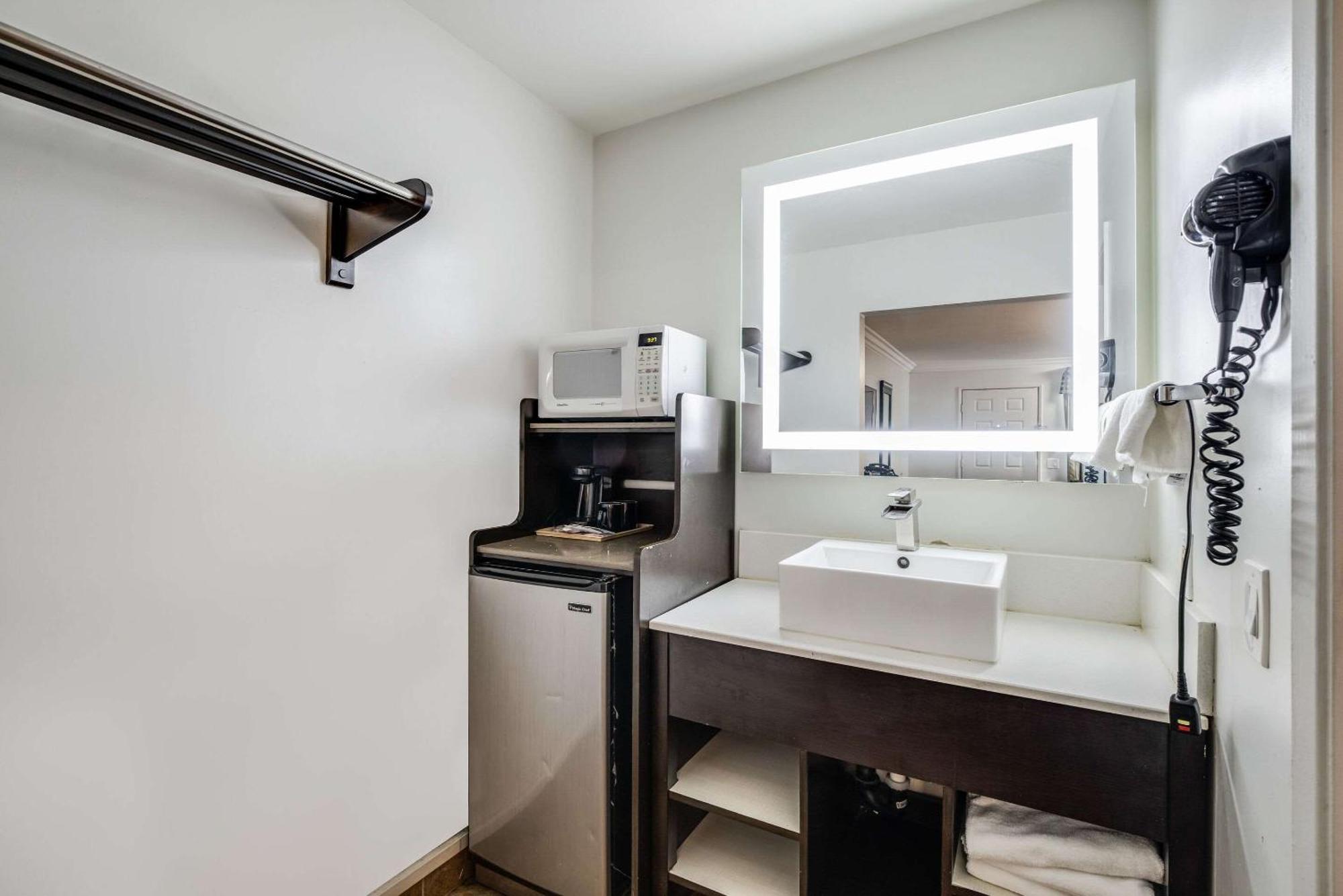 Standard Double Room with Two Double Beds - Non-Smoking