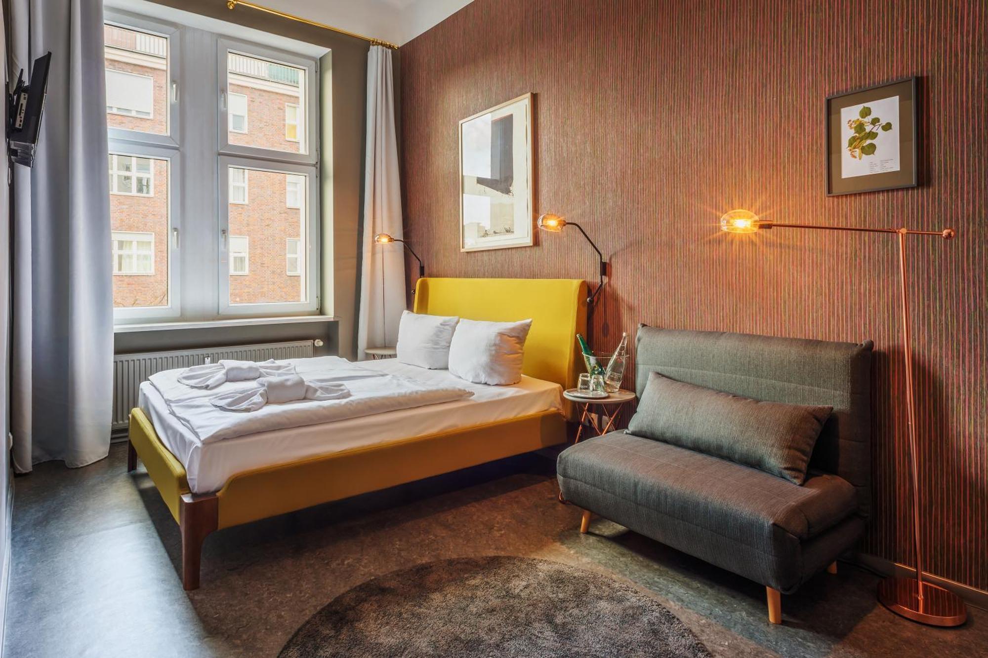 Double or Twin Room,779627433:JPEG