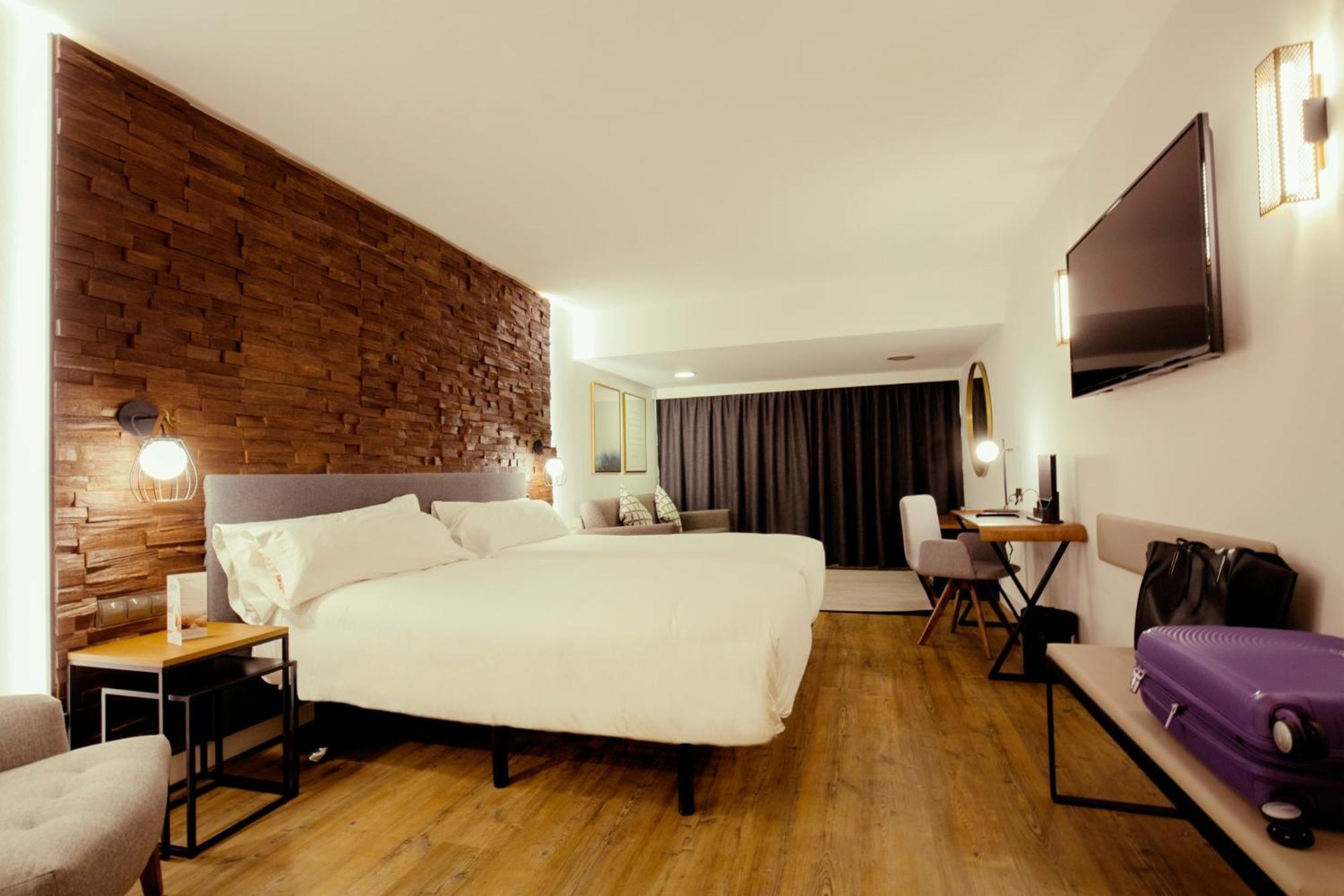 Habitación Doble Deluxe con balcón - 1 o 2 camas