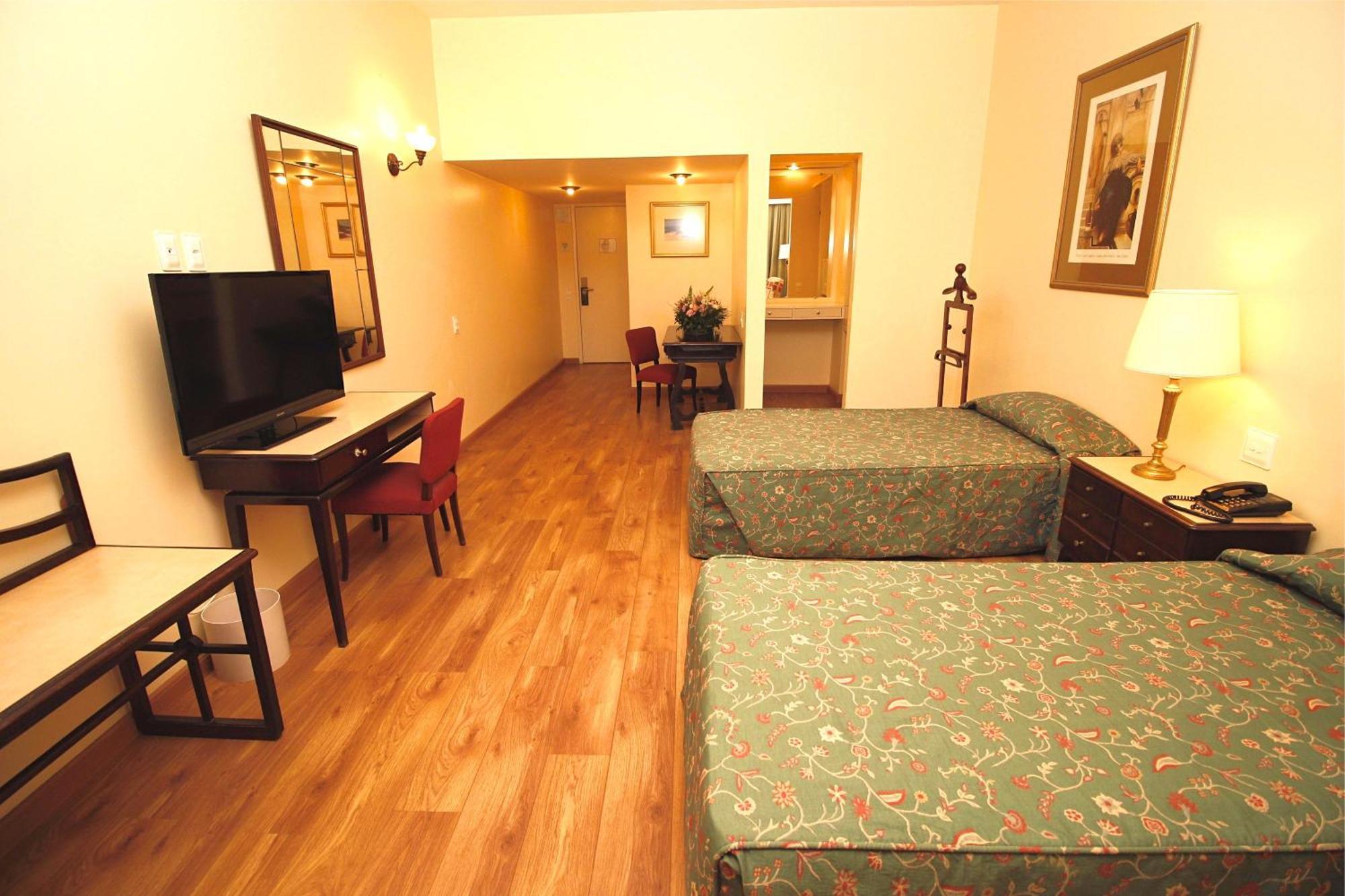 Quarto Deluxe com 2 Camas de Solteiro