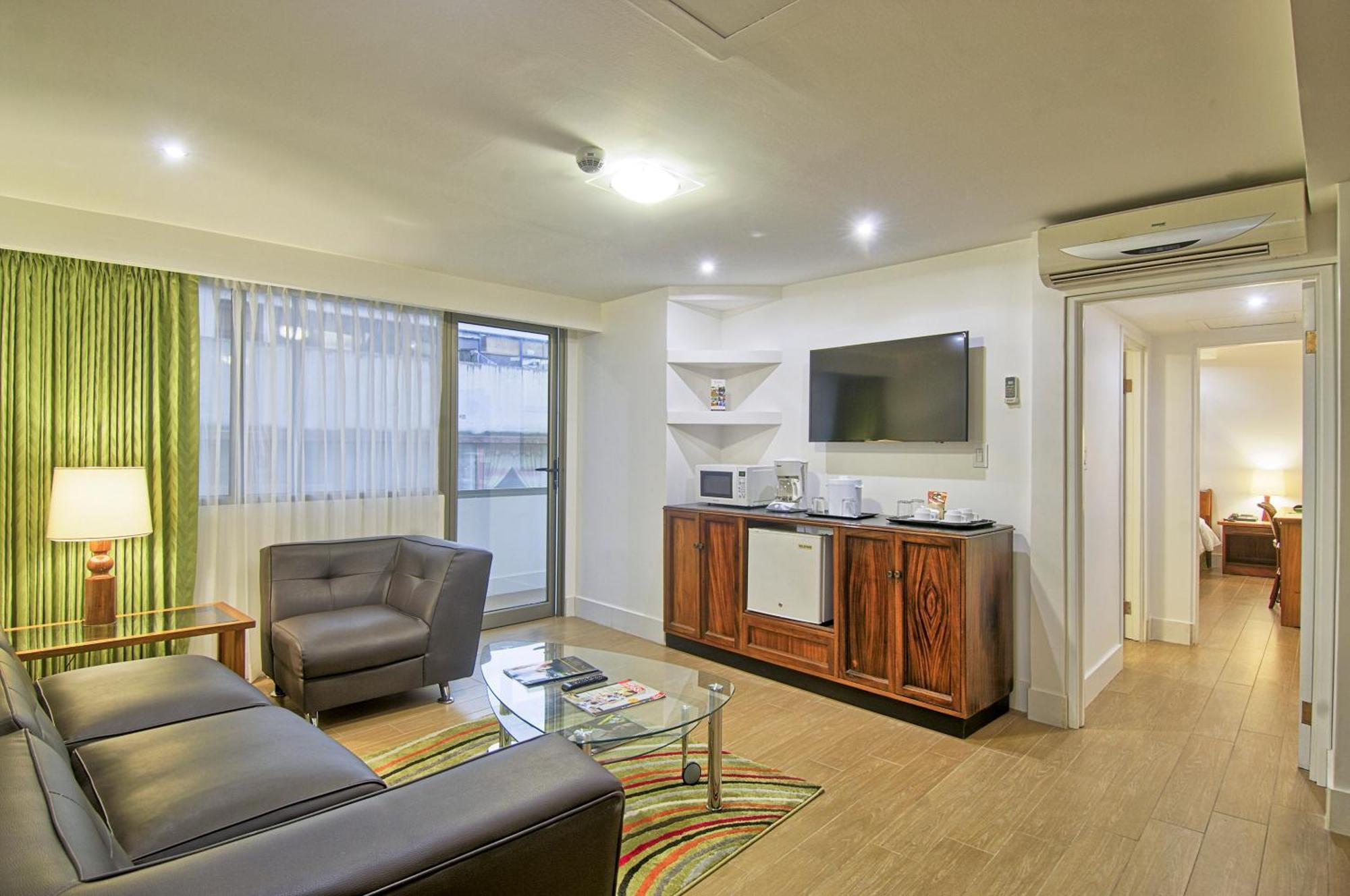Family Suite,1213671679:JPEG