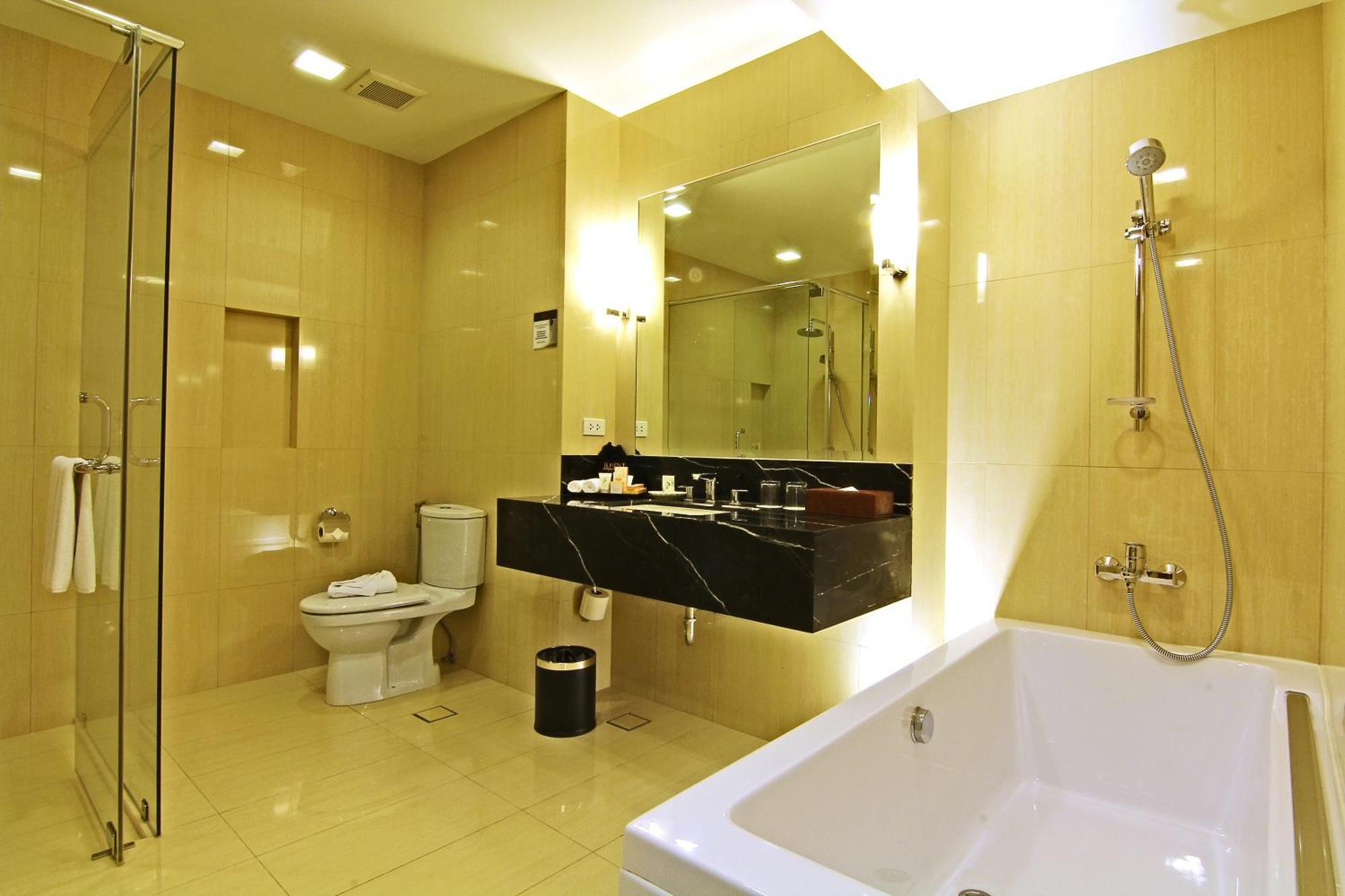 Executive Suite