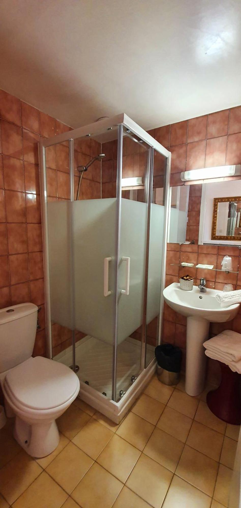 Camera Doppia con Letti Singoli