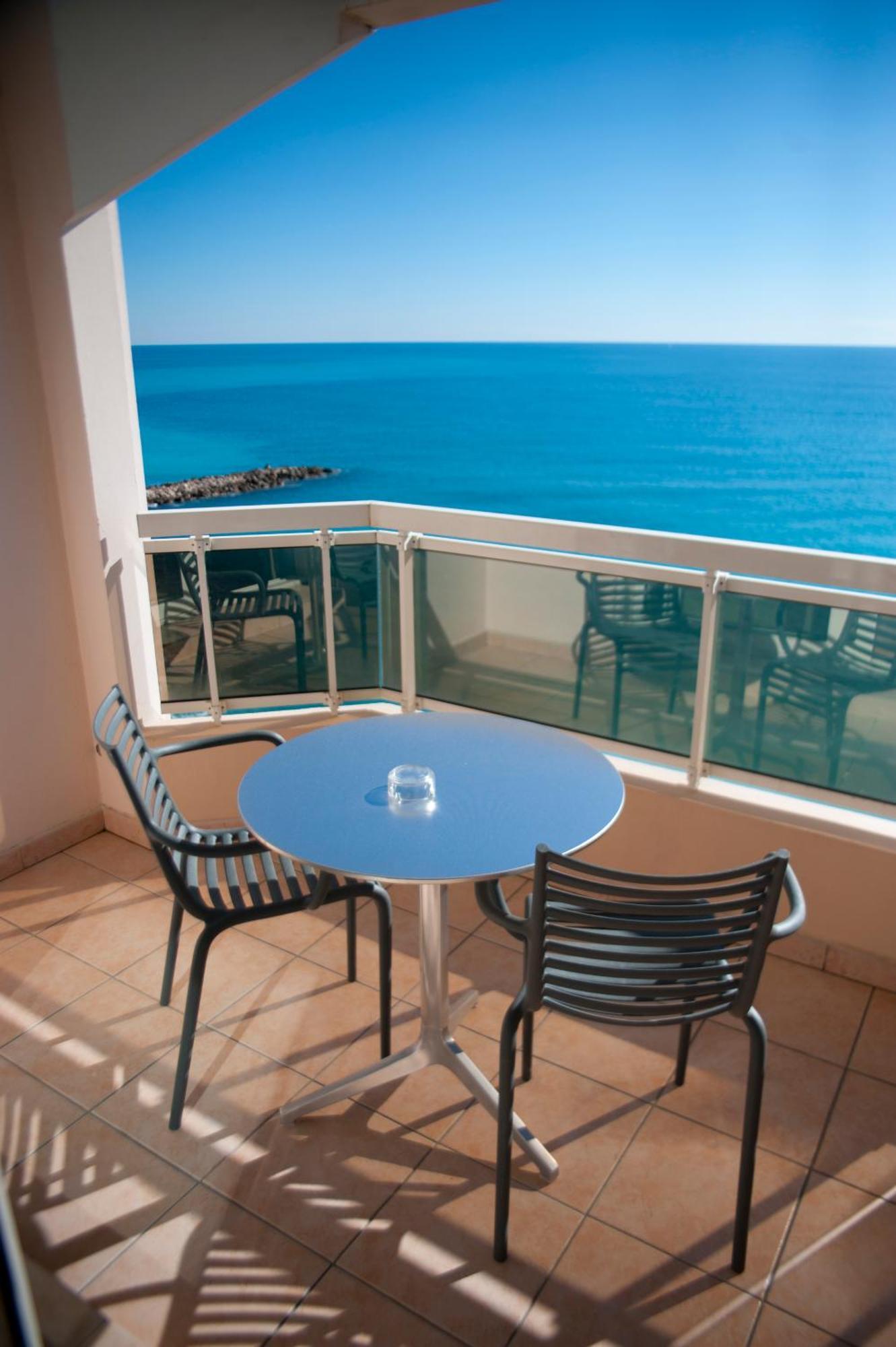 Chambre Double avec Terrasse - Vue sur Mer