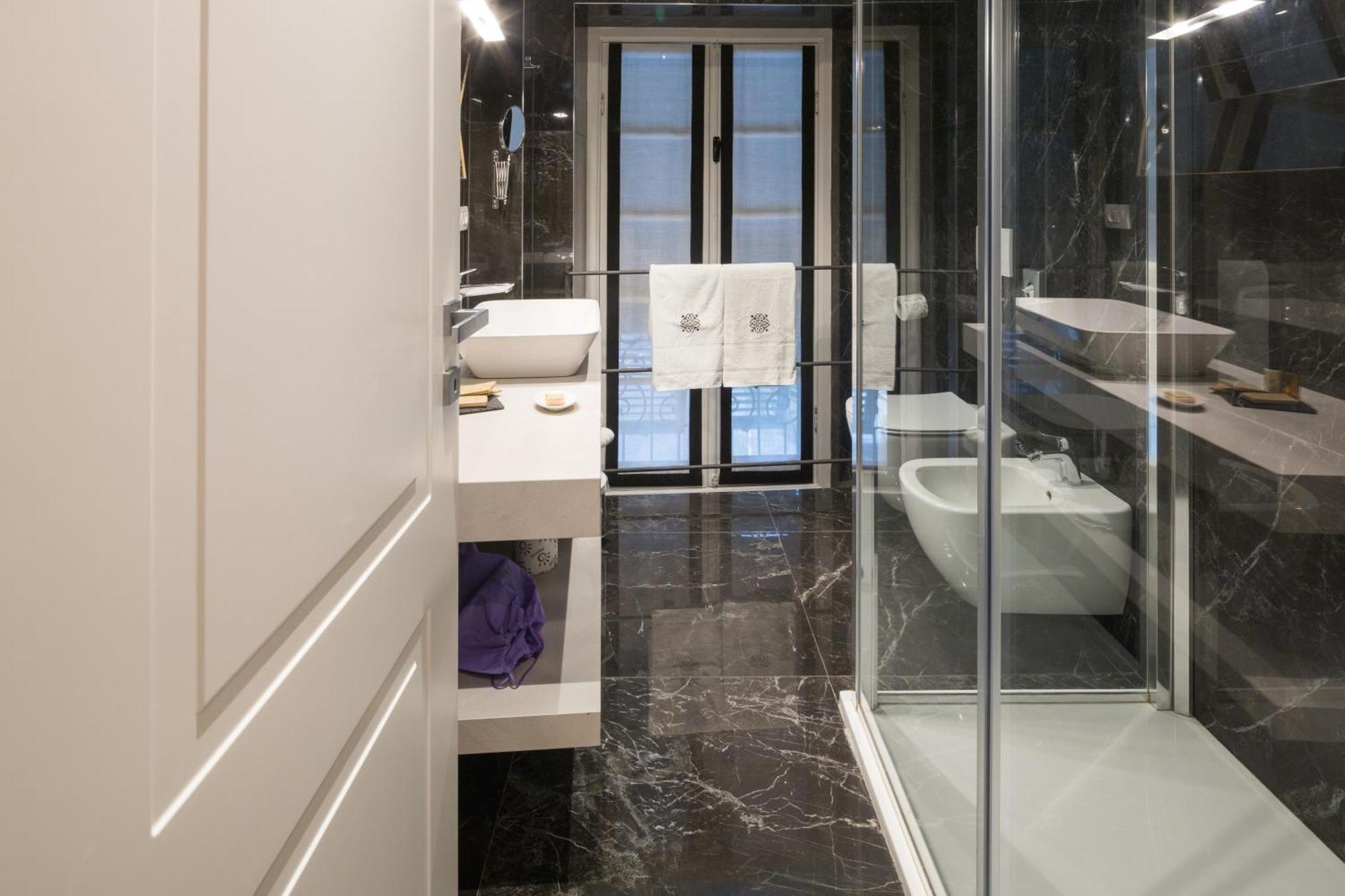 Junior Suite Spa Access,1215927433:JPEG