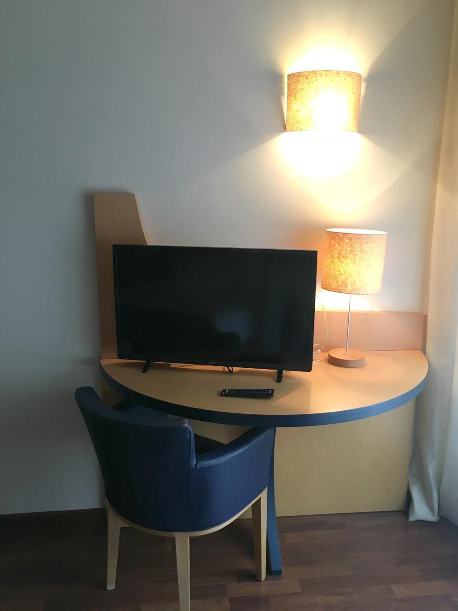 Single Room,1215964303:JPEG
