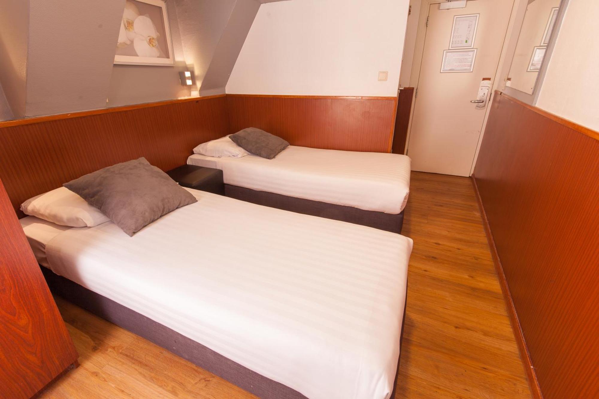 Zweibettzimmer