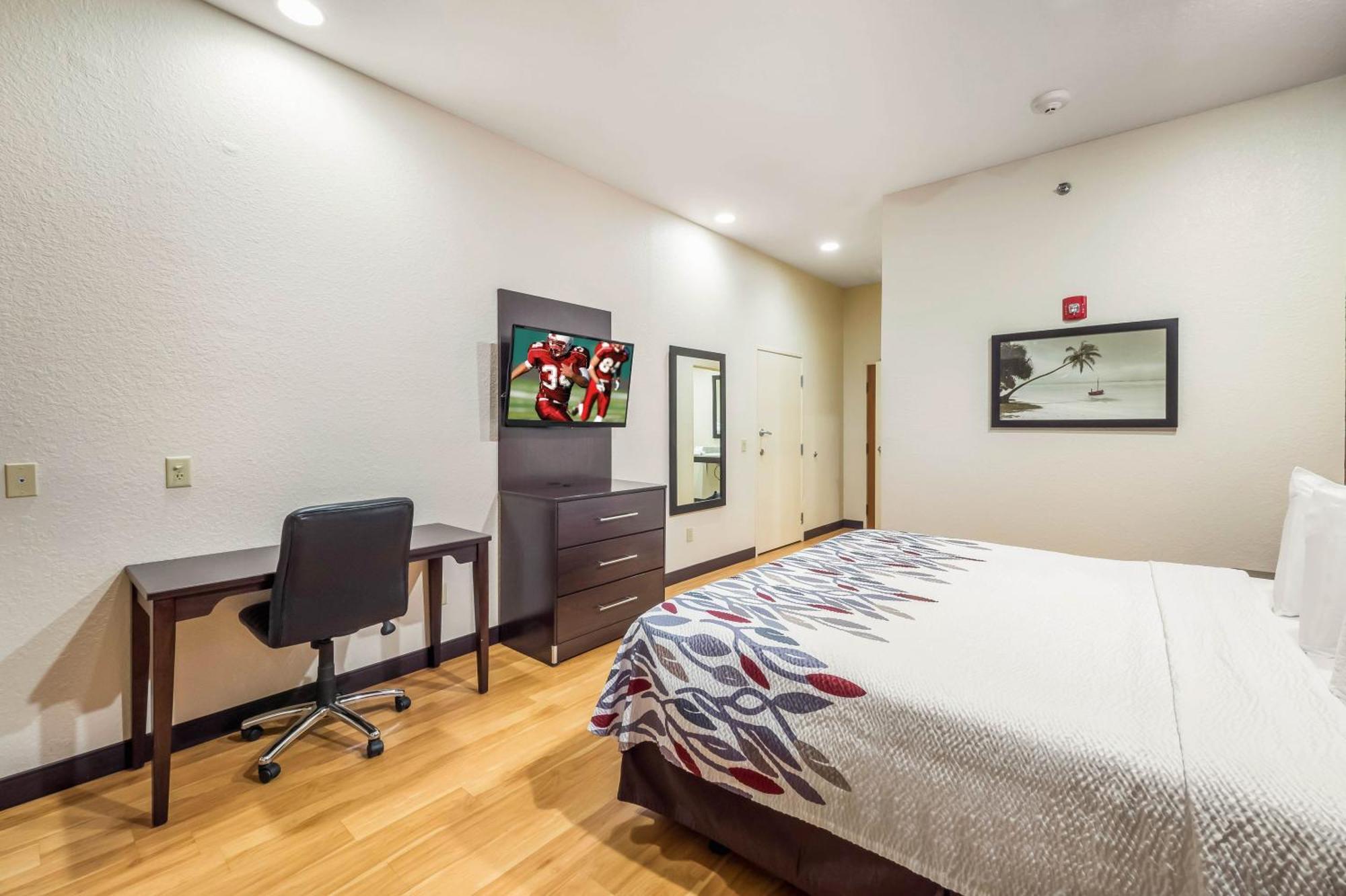Standard King Room Disability Access Smoke Free