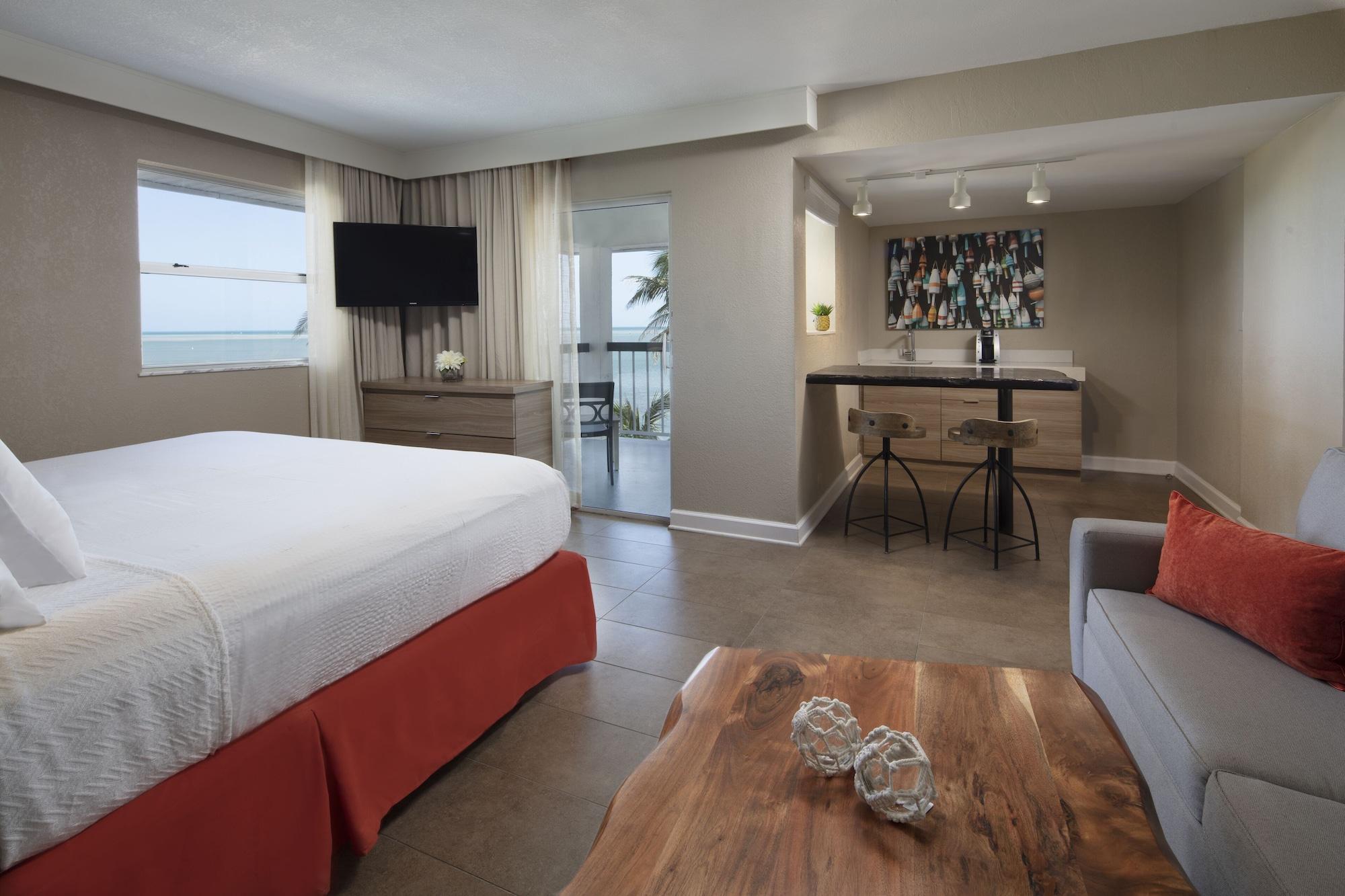 Junior King Suite with Cove View