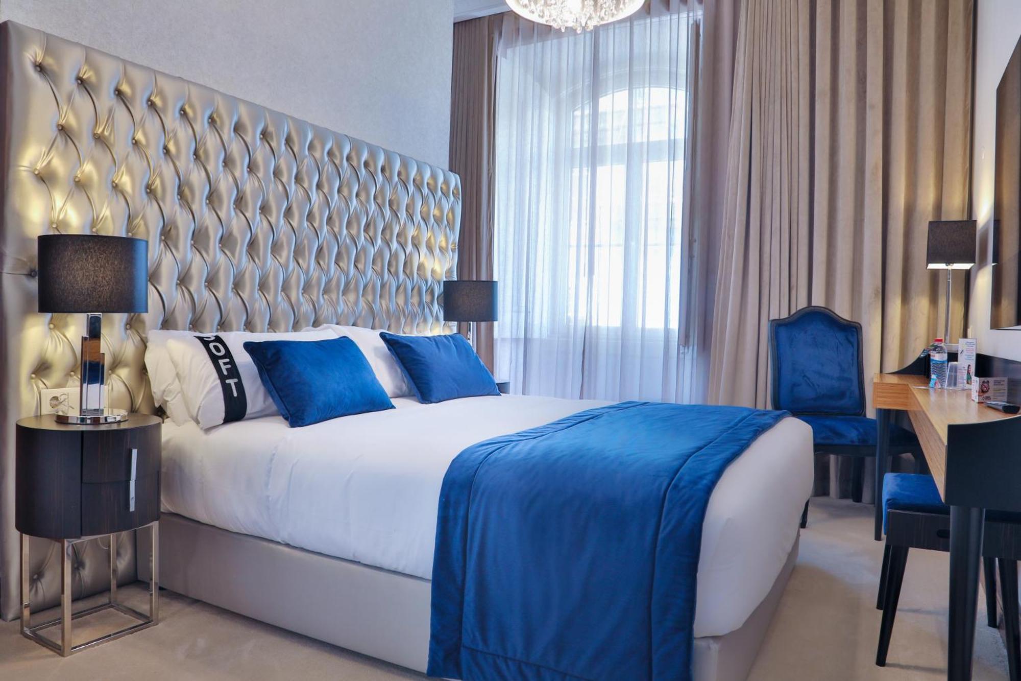 Double Room,1446478645:JPEG