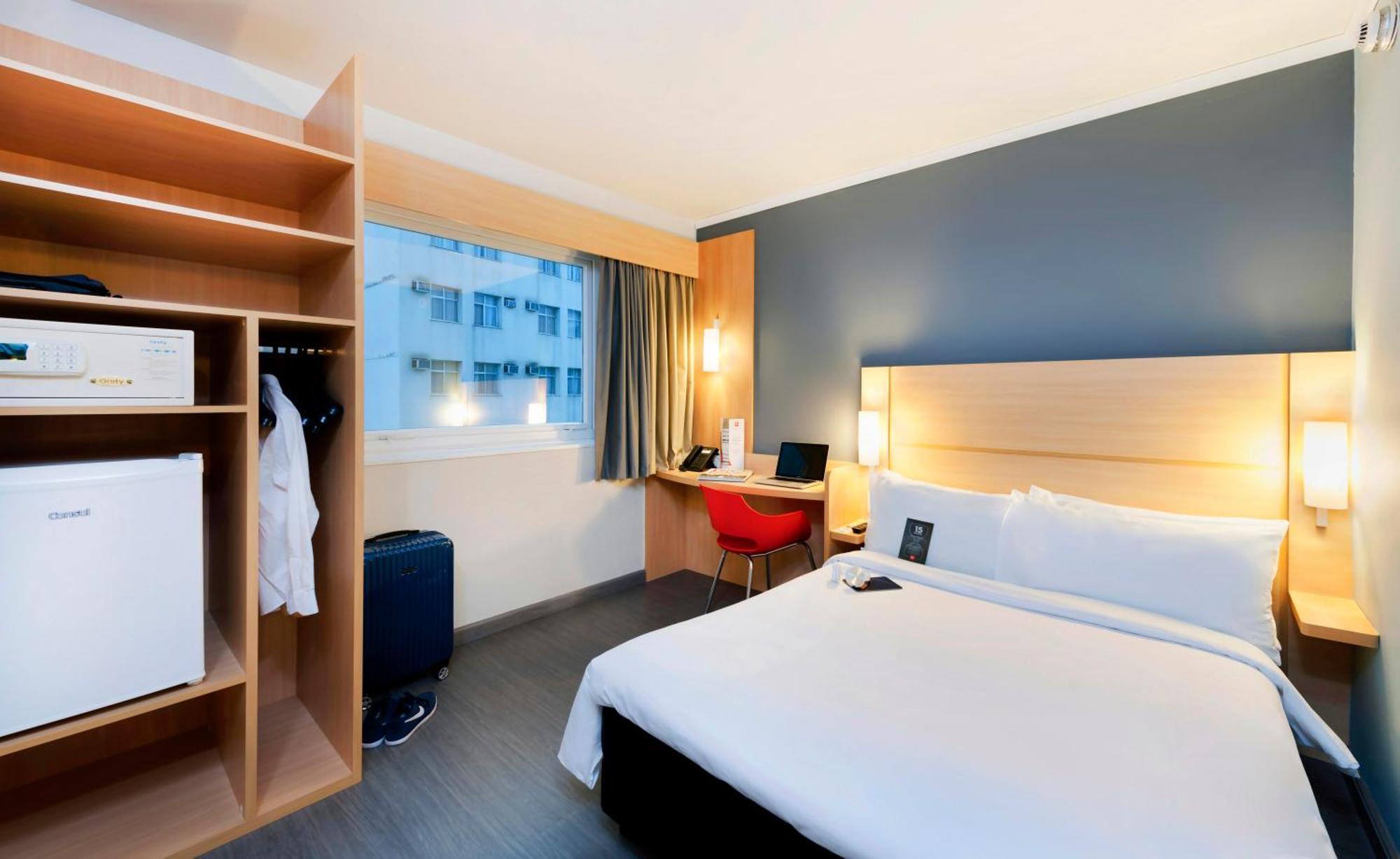 Quarto Duplo Standard