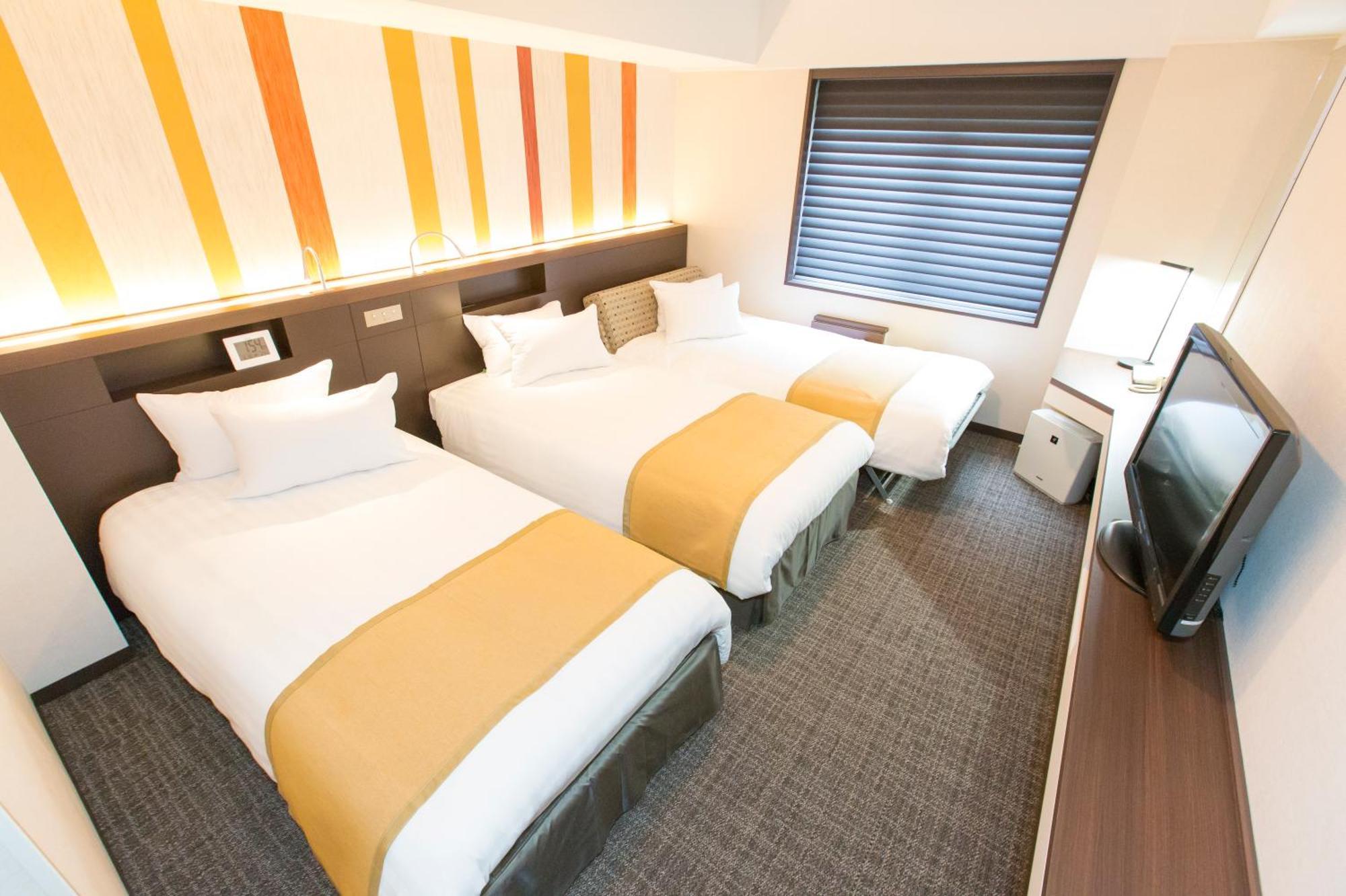 Chambre Lits Jumeaux Moyenne A (3 Personnes) - Non-Fumeurs