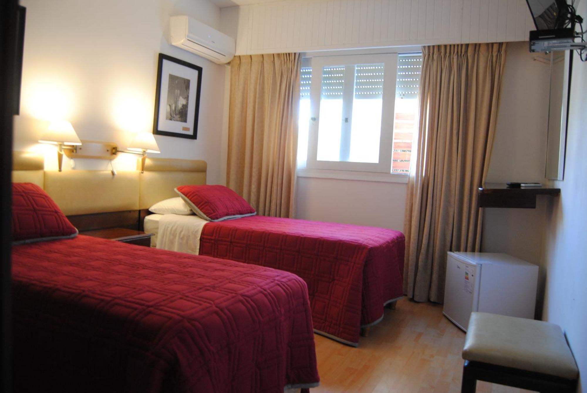 Quarto Standard com 2 Camas de Solteiro