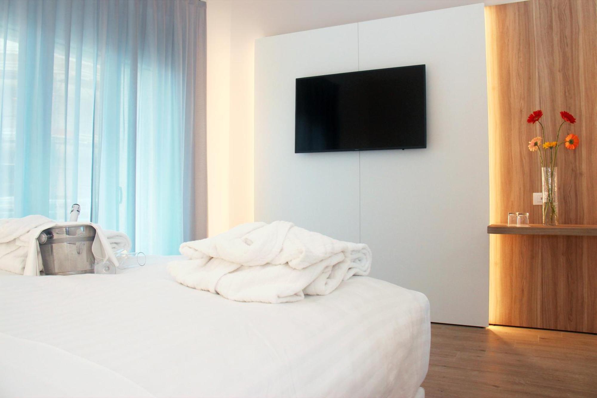 Doppel- oder Zweibettzimmer