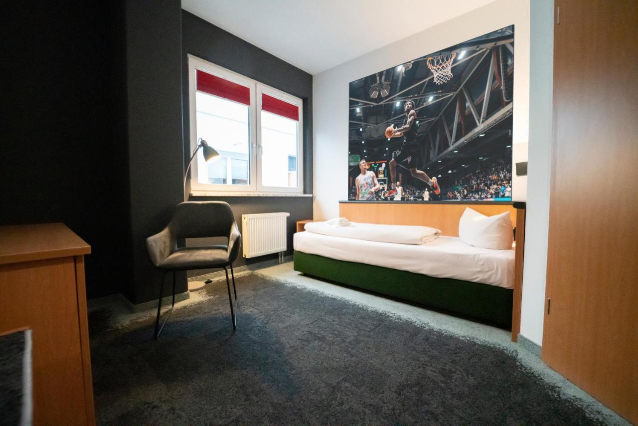 Interior Atrium Single Room