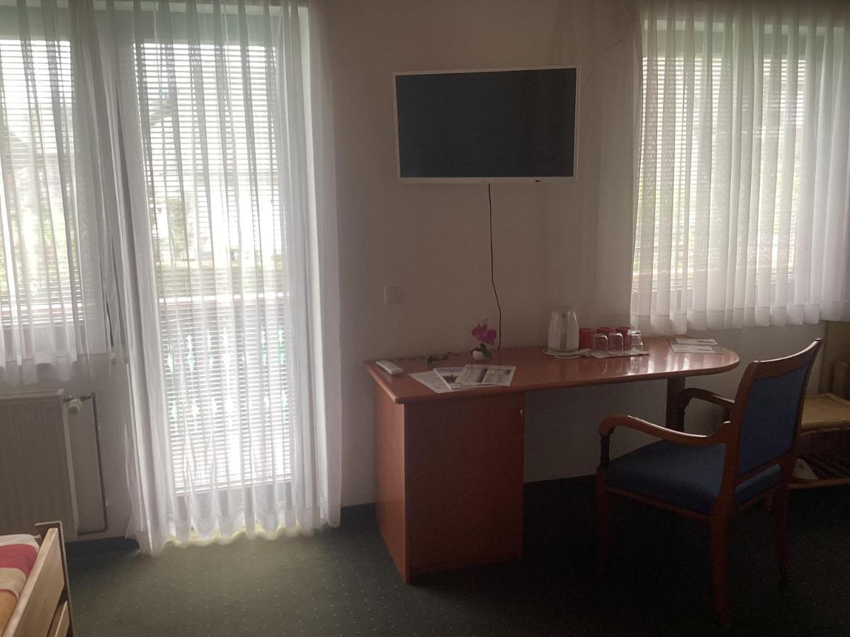 Driepersoonskamer met Eigen Badkamer