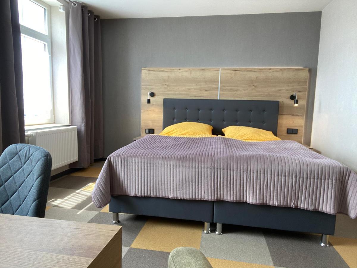 Doppelzimmer mit eigenem Bad
