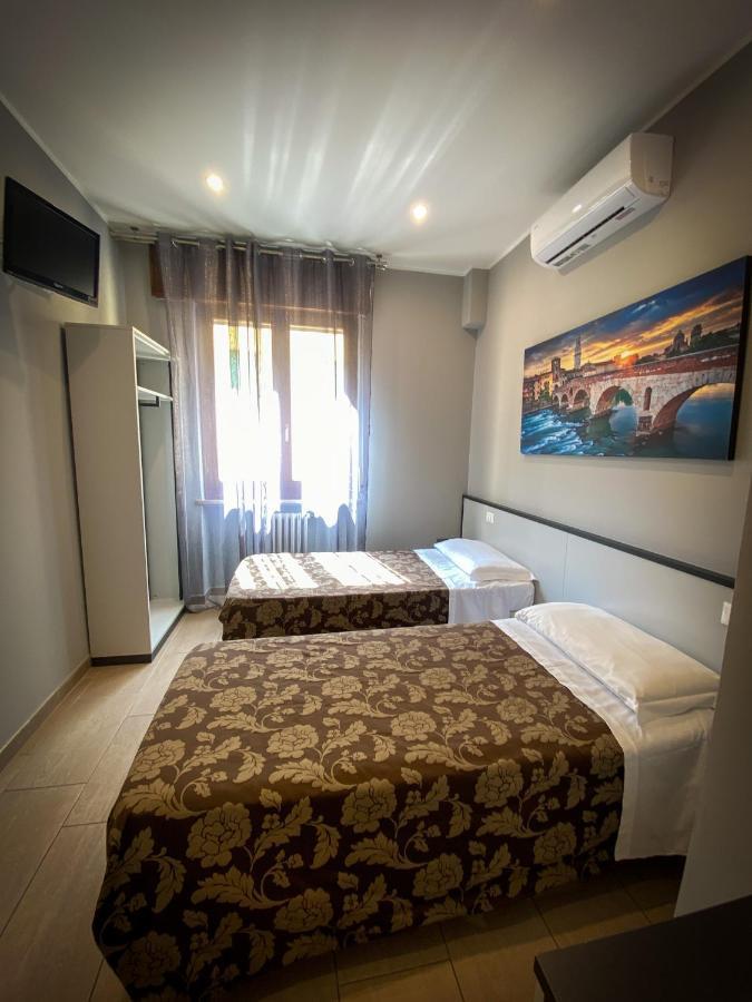Economy Double or Twin Room,1233361961:JPEG
