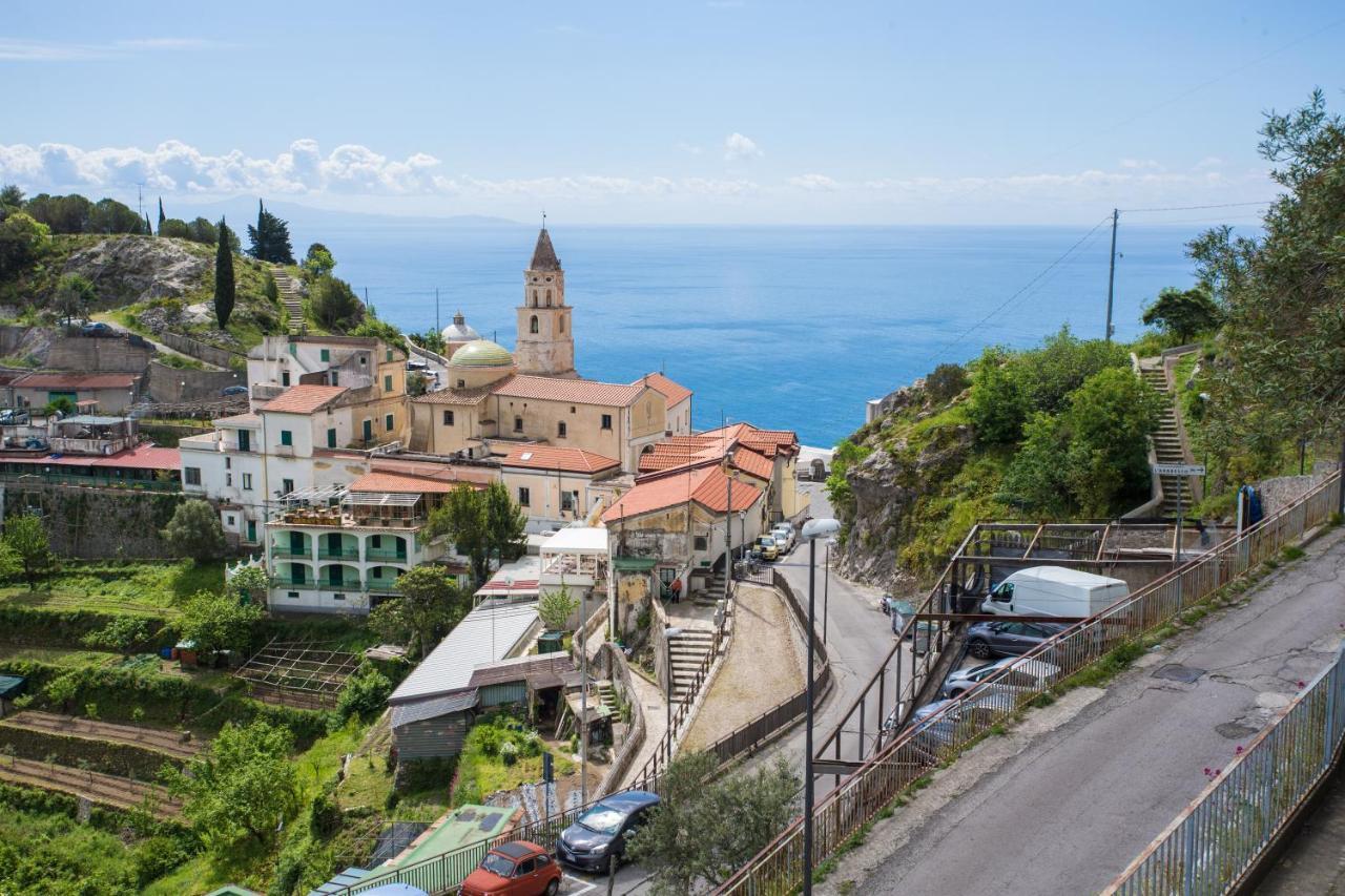 Villa con Vista Mare