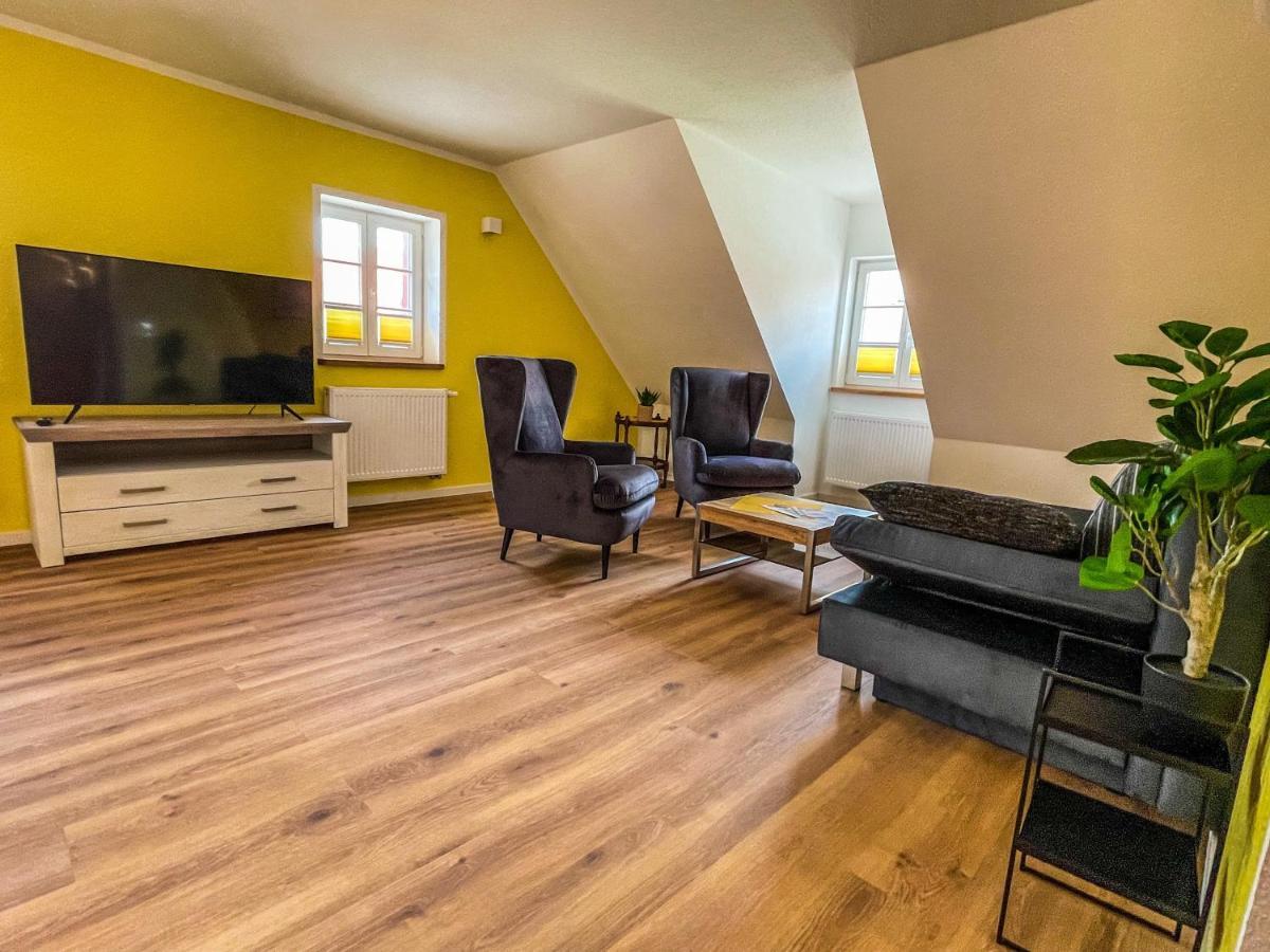 Apartment mit 2 Schlafzimmern und Balkon