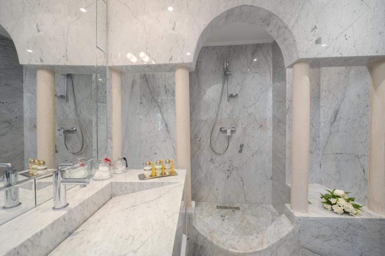 One-Bedroom Apartment Terrace,1245899665:JPEG