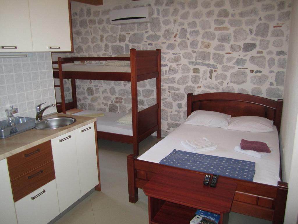 Studio (4 Erwachsene) - Straße Stari Grad 504