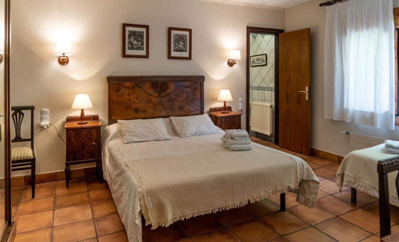 Triple Room,1264109155:JPEG
