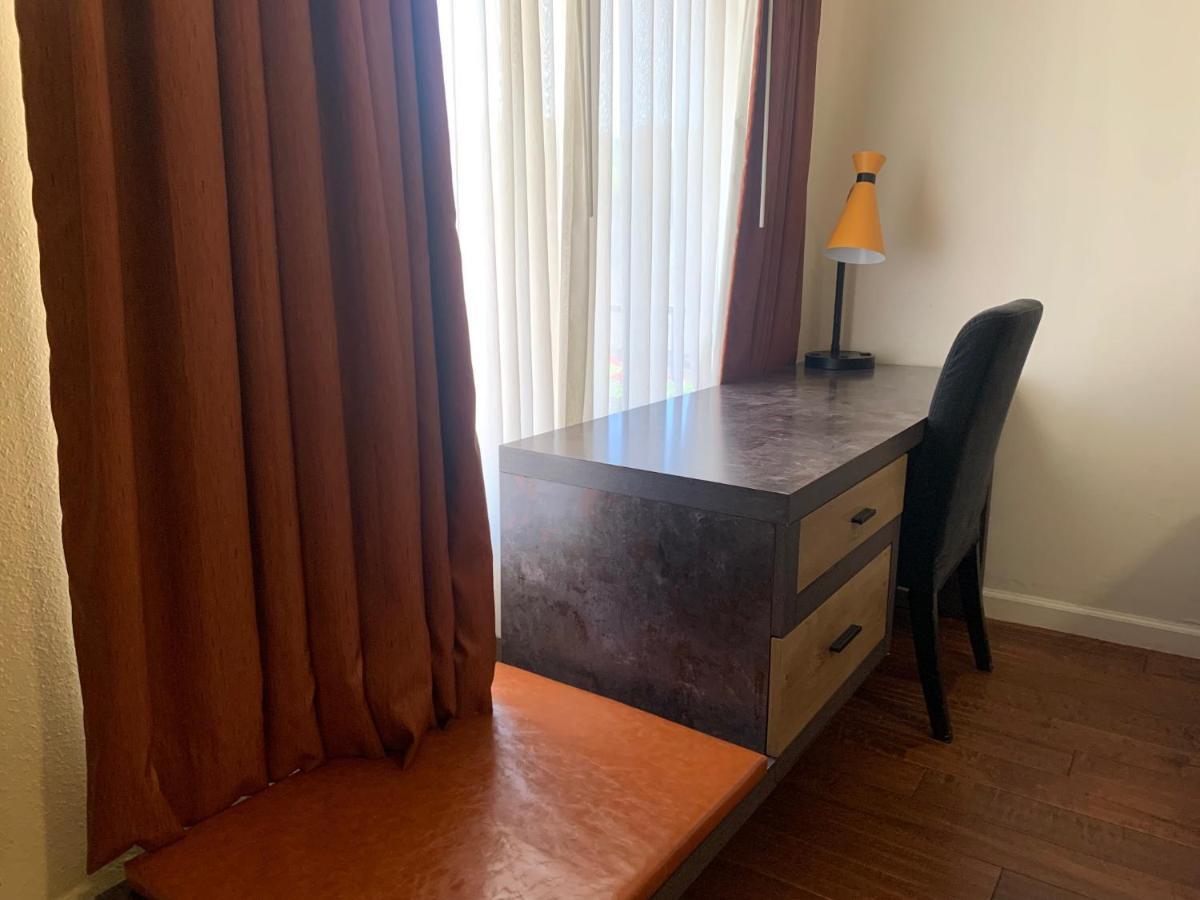 Deluxe Family Suite