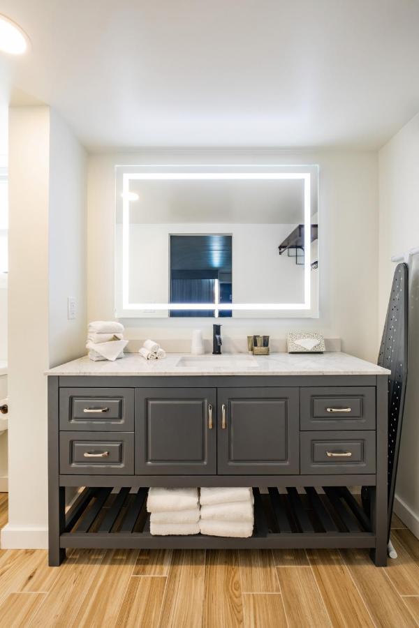 Double Queen Room