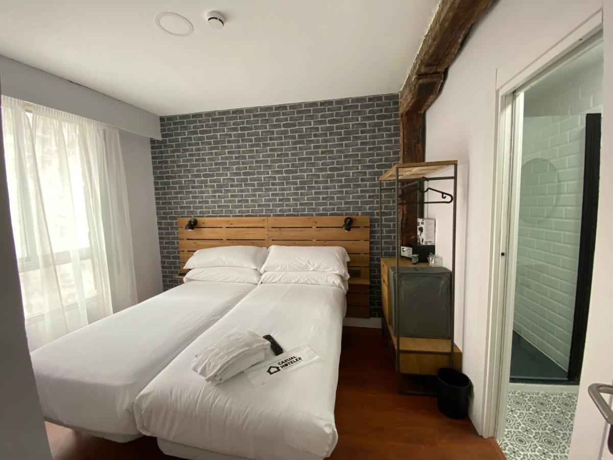 Chambre Lits Jumeaux avec Salle de Bains Privative