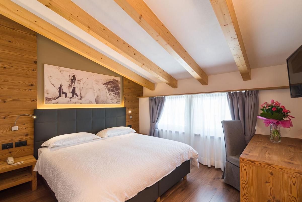 Double or Twin Room,1611115316:JPEG
