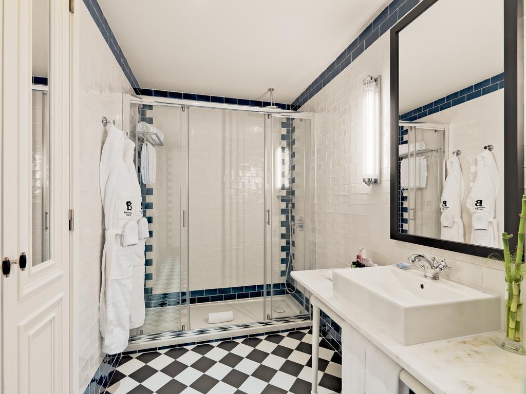 Standard Double or Twin Room,1773769945:JPEG