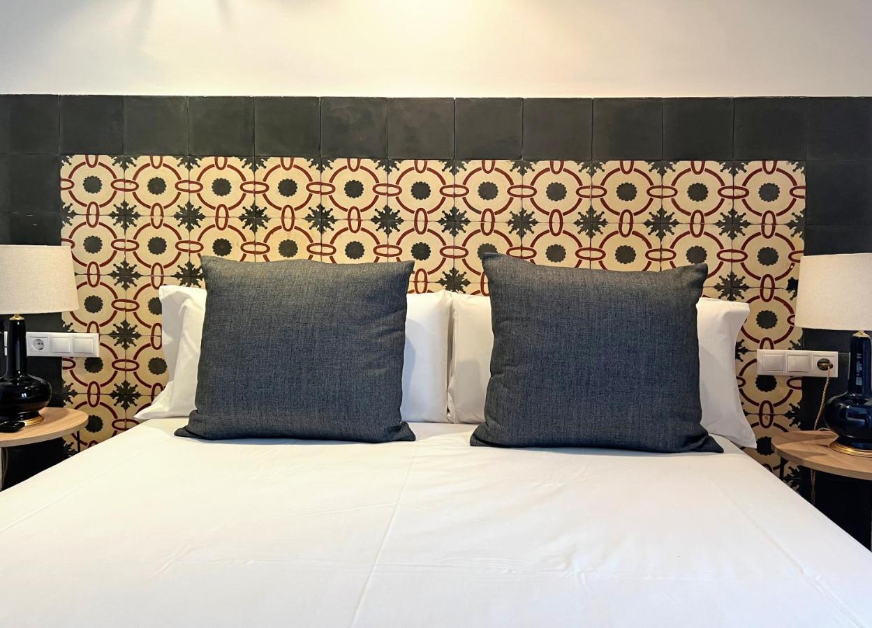 Budget Double Room,1253413204:JPEG