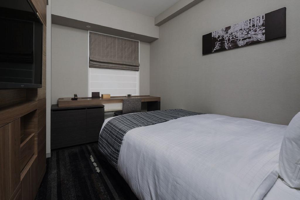 Semi Double Room - Non-Smoking