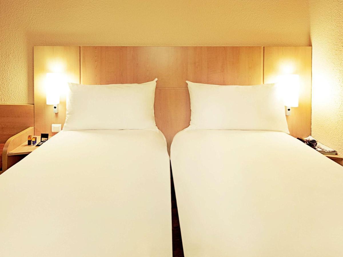 Standard Twin Room,1588100617:JPEG