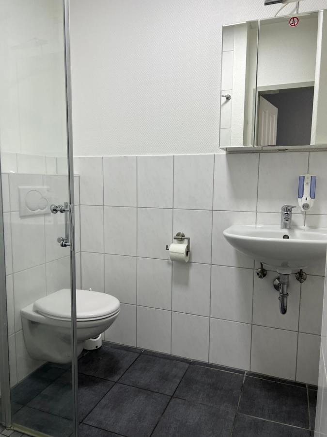 Dreibettzimmer mit eigenem Bad