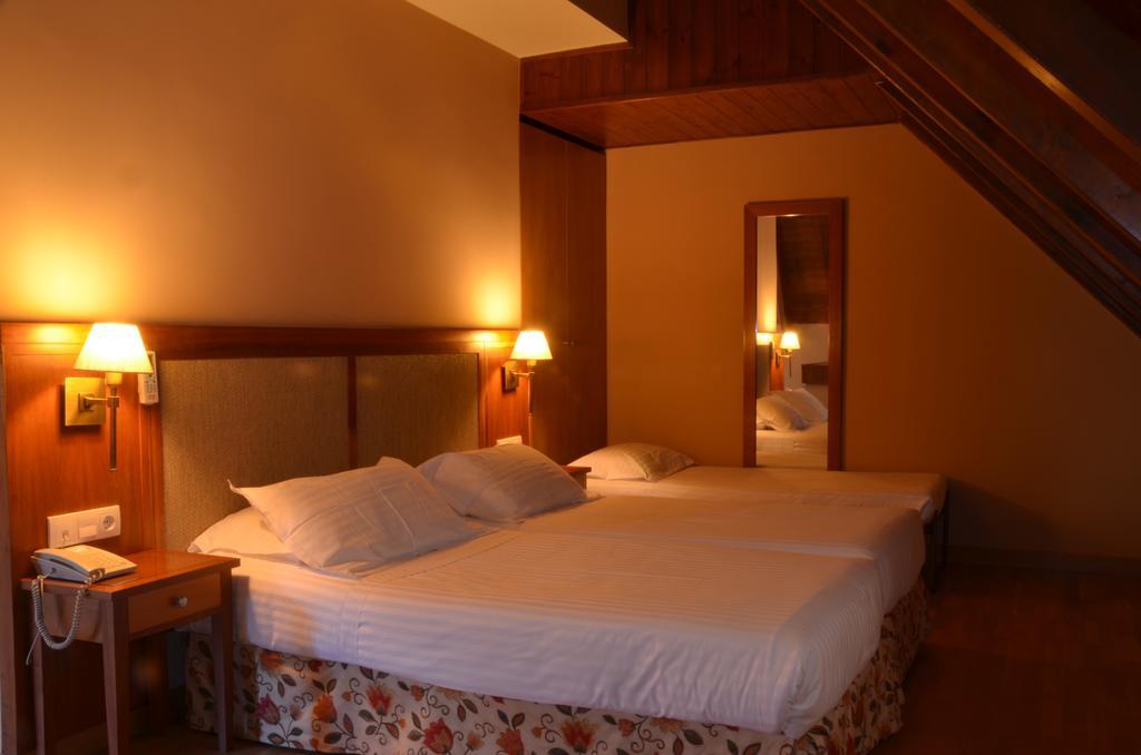Habitación Doble con cama supletoria