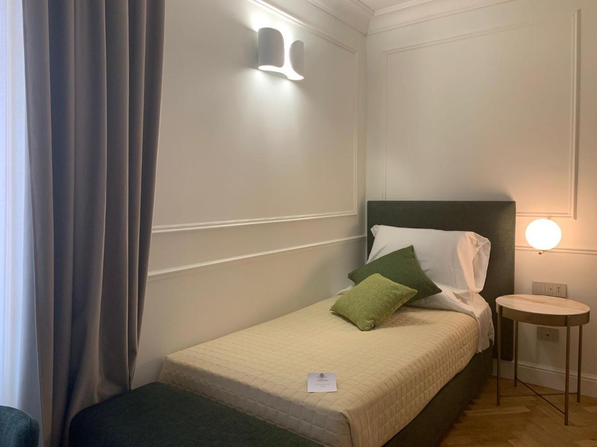 Deluxe Single Room,1268591893:JPEG