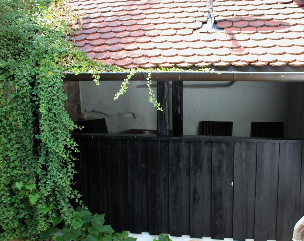 Doppelzimmer mit Balkon