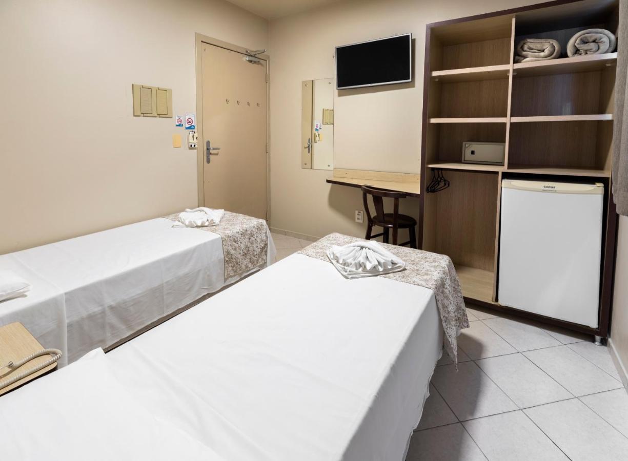 Quarto Standard com Cama de Casal ou 2 de Solteiro
