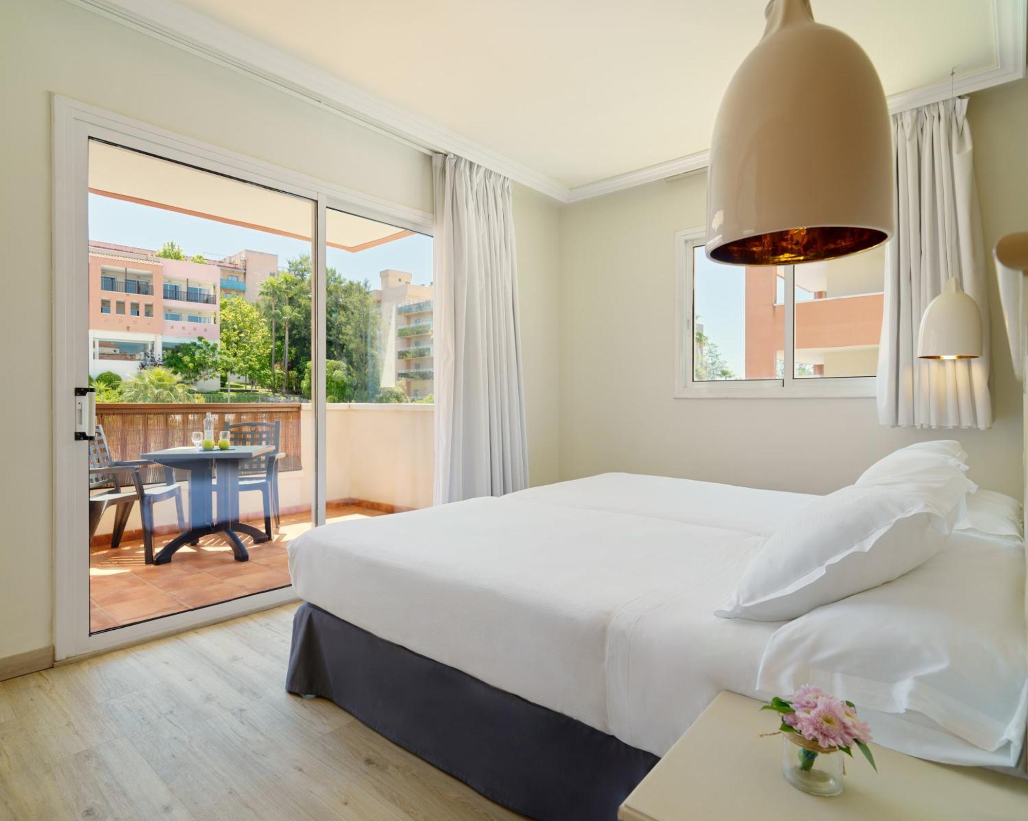 Apartamento de 2 dormitorios (2 adultos + 2 niños de hasta 10 años)