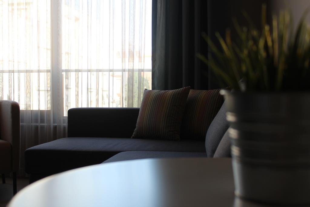 One-Bedroom Apartment Vintage Suite,255103209:JPEG