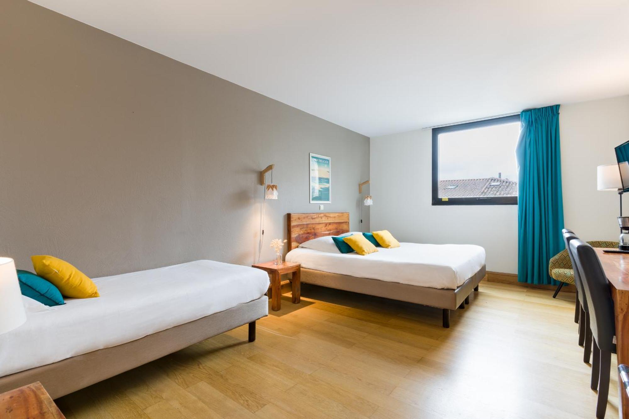 Triple Room,1273898767:JPEG
