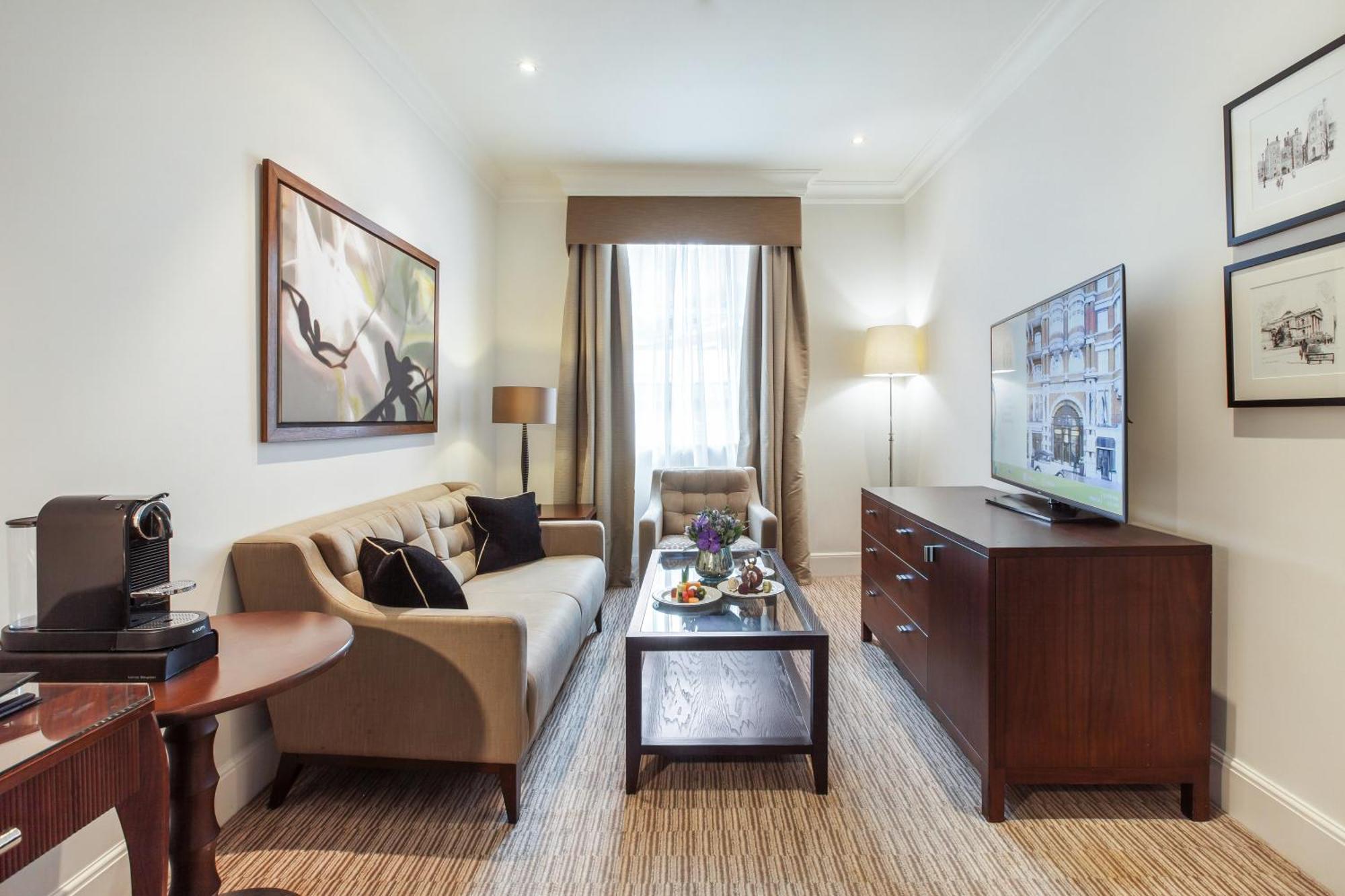 Executive Junior Suite,1709969560:JPEG