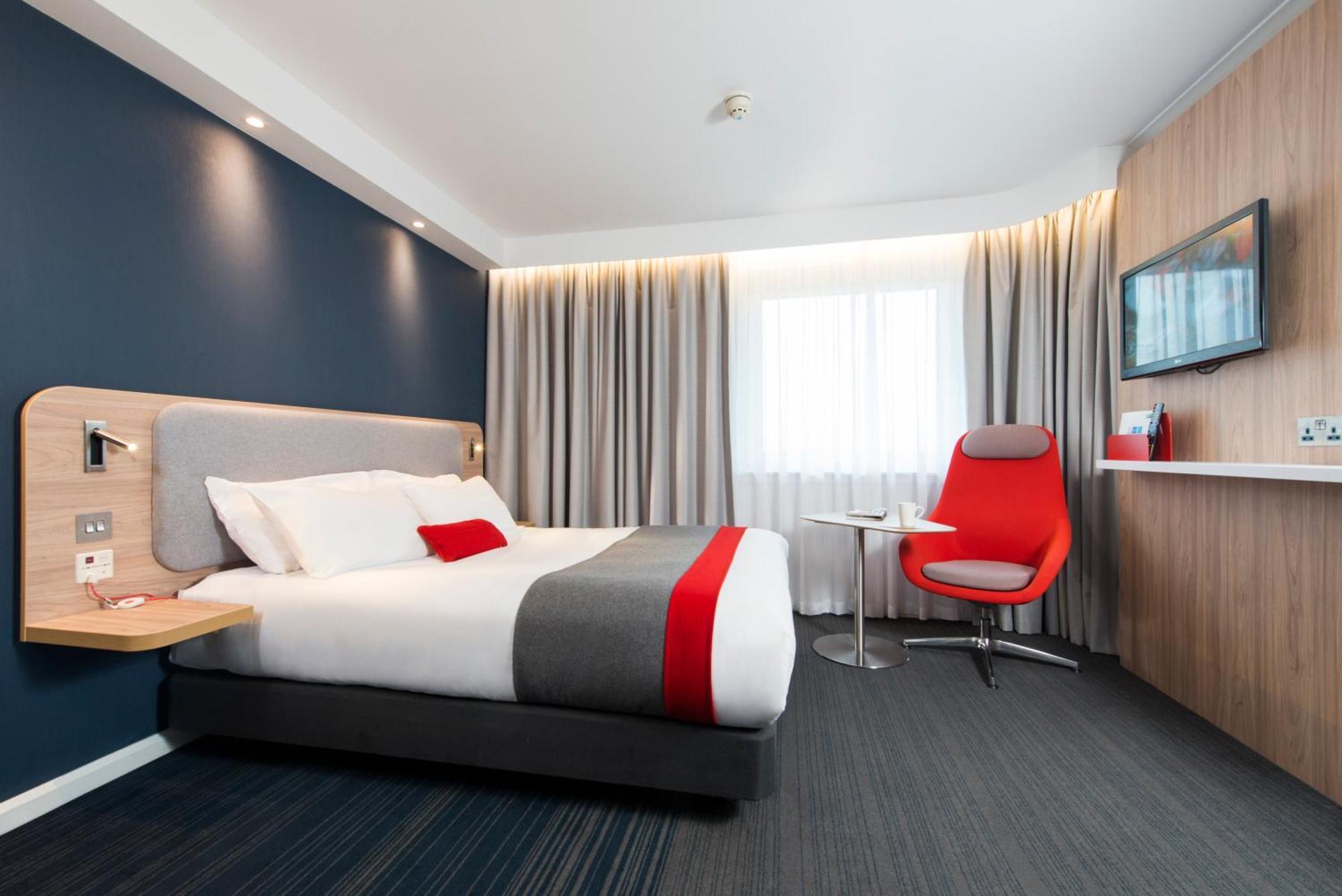 Double Room with Free Hot Breakfast - Accessible,1274171212:JPEG