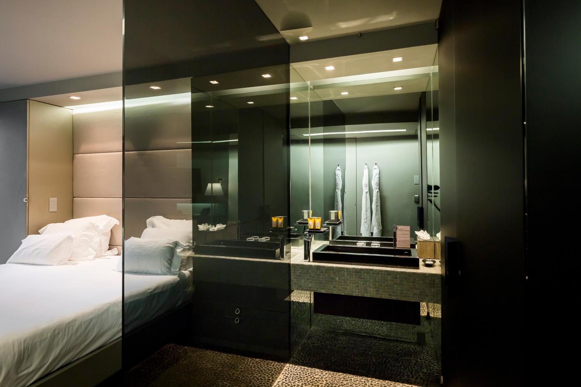 Superior Double Room with Atrium View,1274387683:JPEG