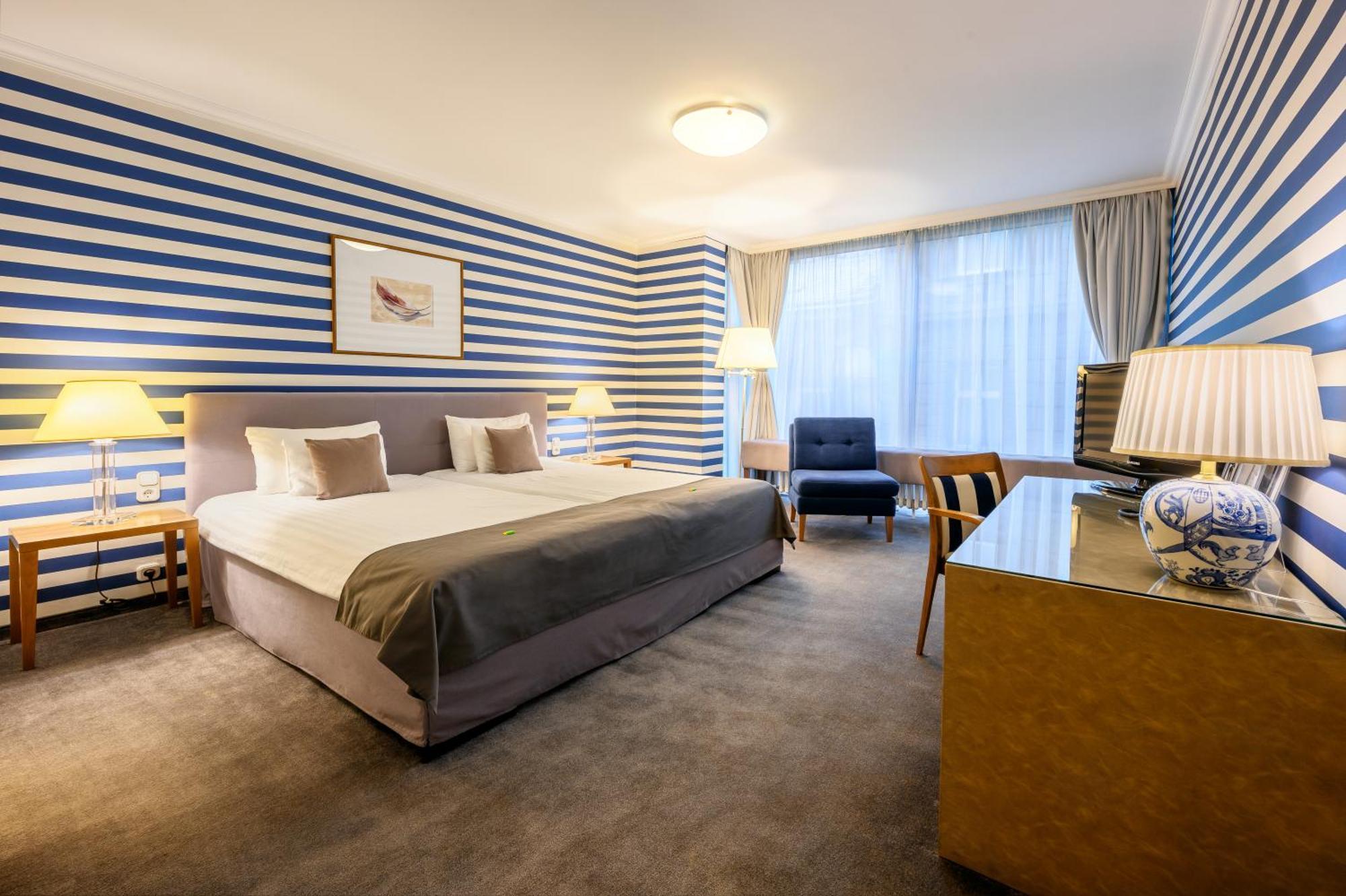 Superior Double Room,1274816347:JPEG